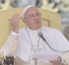 «La nostra vita non finisce davanti al sepolcro»