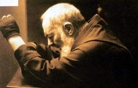 Il “discernimento” di satana in confessionale secondo la testimonianza di Padre Pio