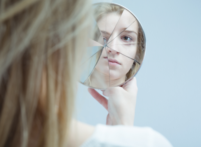 “Mia figlia non è maschio”: sospesa la patria potestà